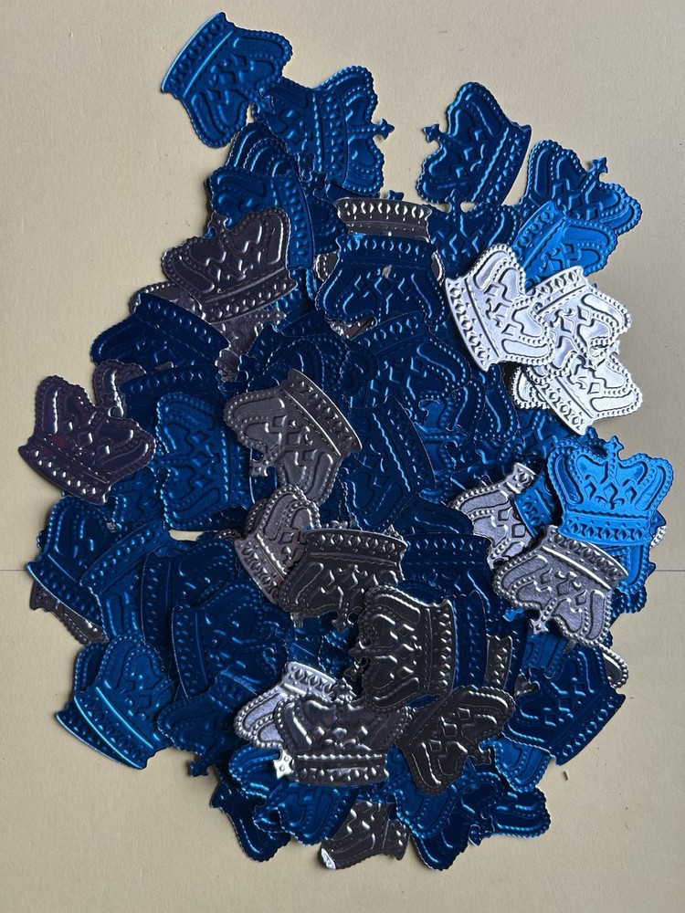 190 Foil Crown Cut Outs