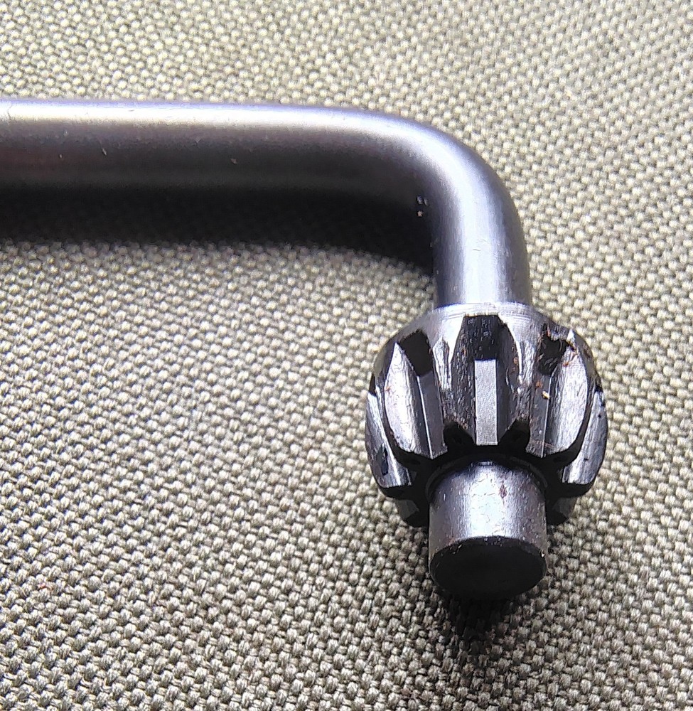🗽 STANDARD CHUCK KEY
