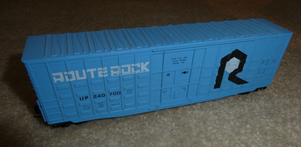 Vintage HO Scale Route Rock UP 240700 Freight Car 7" Long