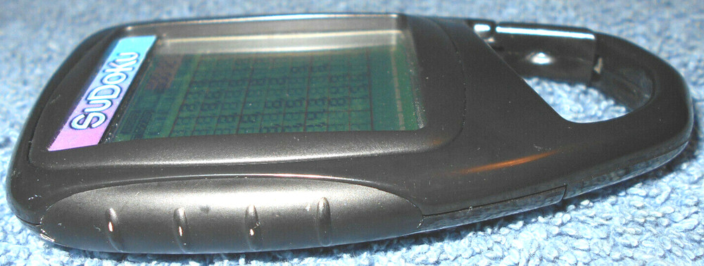 2006 BASIC FUN TOUCH SCREEN CLIP ON SUDOKU CARIBINER HANDHELD ELECTRONIC GAME