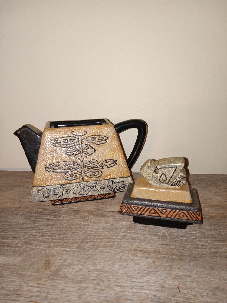 Ganz Aztec Teapot