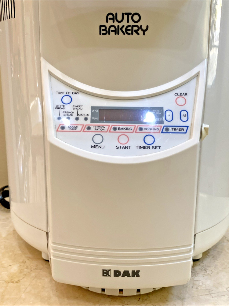 Welbilt The Bread Machine Maker ABM-100-3 White Dome Top 2lb Loaf Automatic