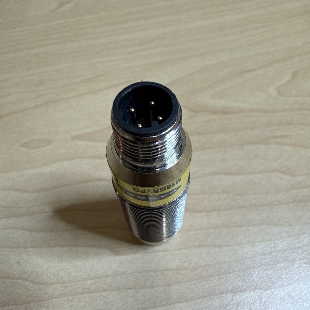 Banner M18GRYPQ LED Panel Indicator 74039