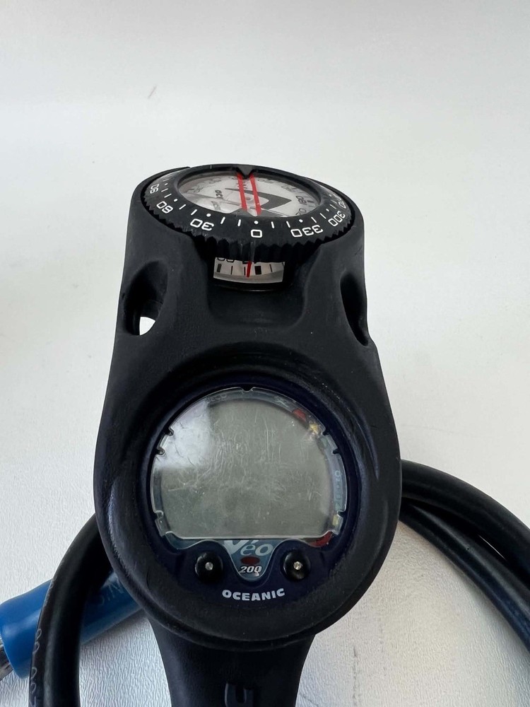 Oceanic Veo 200 Dive Computer Scuba Diving w/ Compass