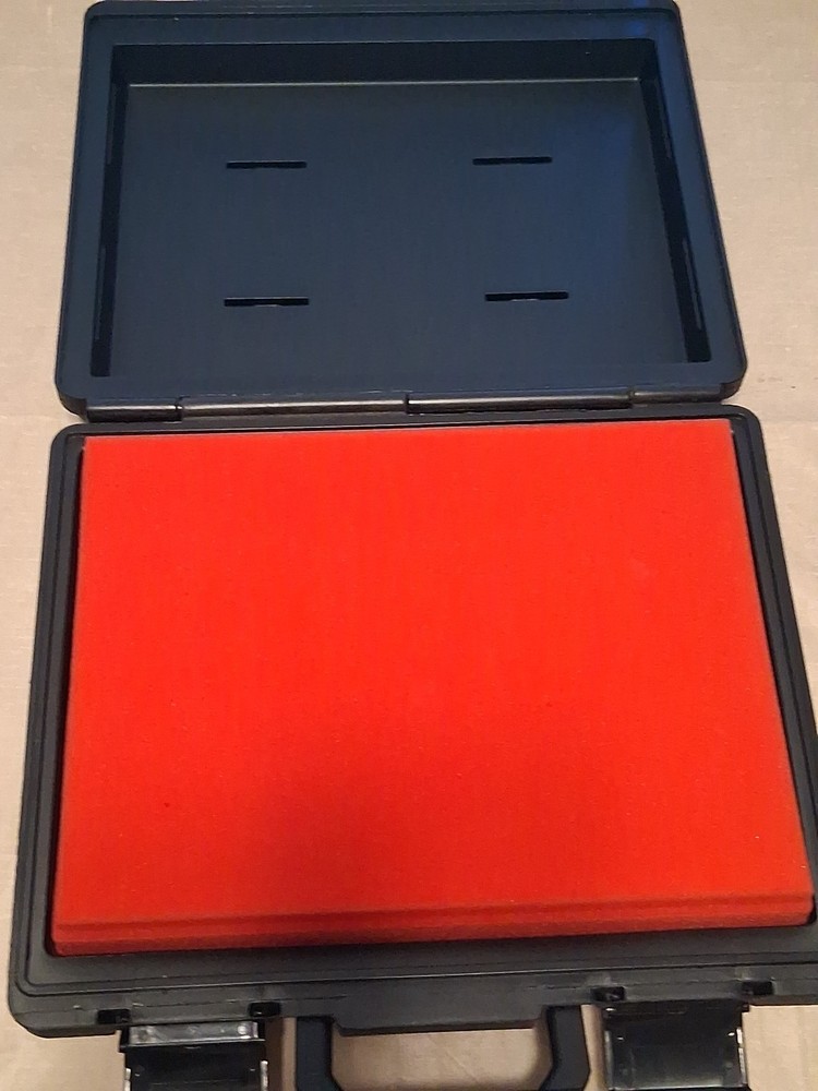 Games Workshop - Warhammer Figure - Hard Shell Carry Case - Excellent Condition