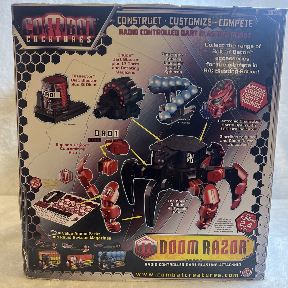 NEW DOOM RAZOR R/C Blazter Robot Combat Creature REMOTE CONTROL. Opened Box.