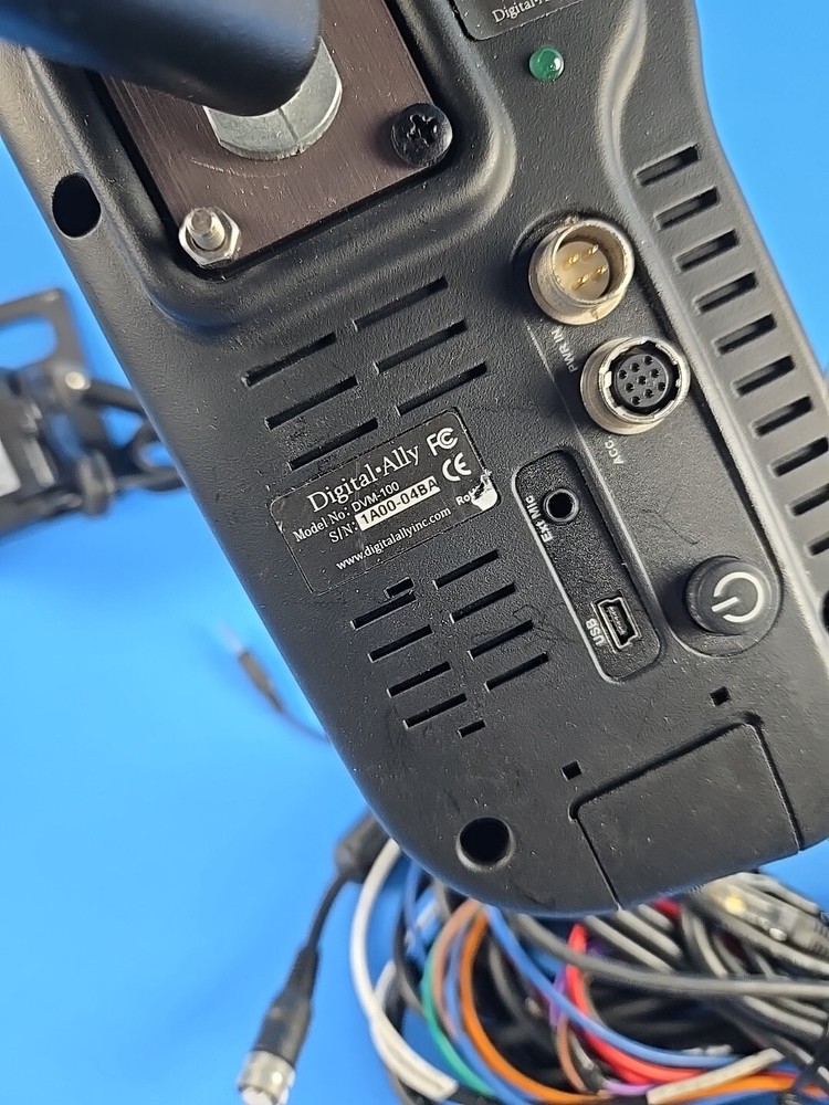 Digital Ally DVM-100 In Car Video System L4
