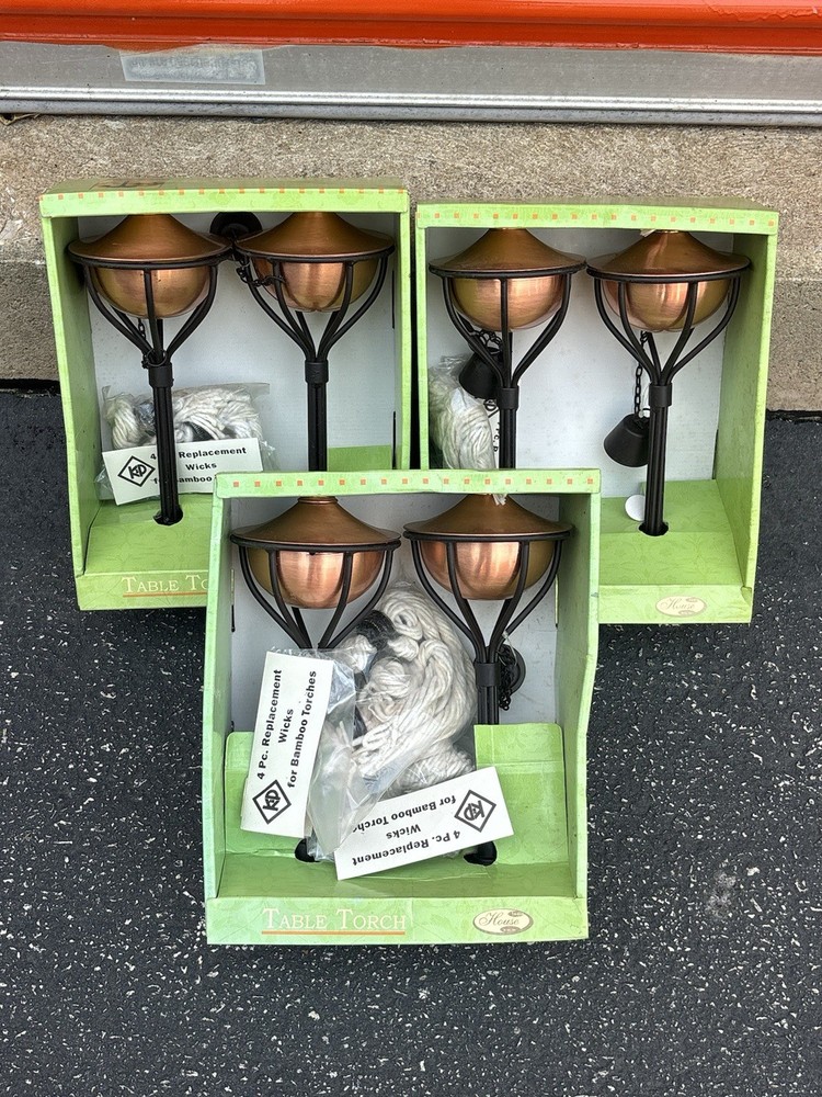 Table Tiki Torch