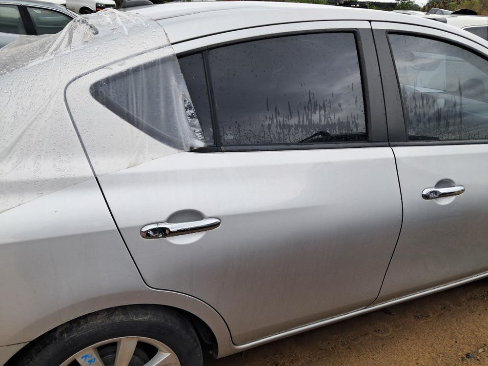 VERSA 2015 Glove Box 4808321