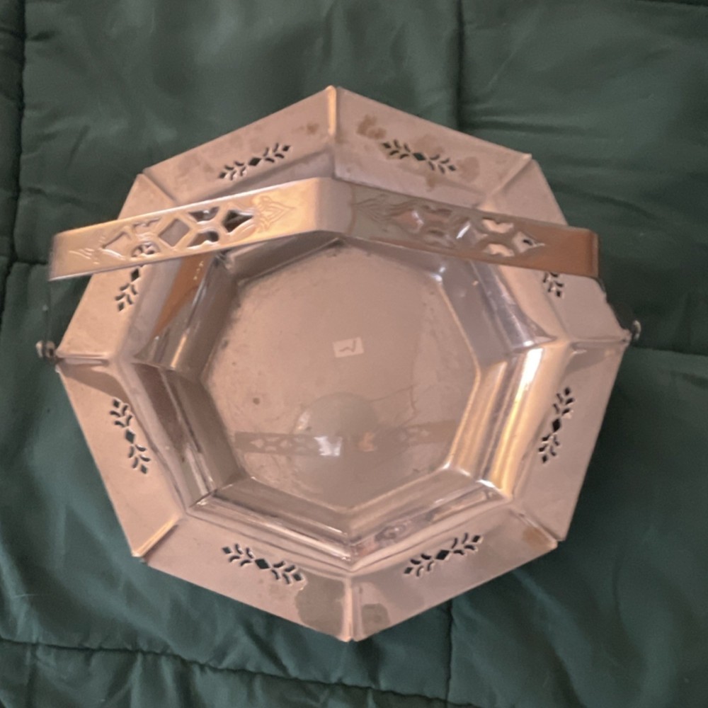 Silver Co. Silverplate Bowl with Handle and Decorative Cutouts