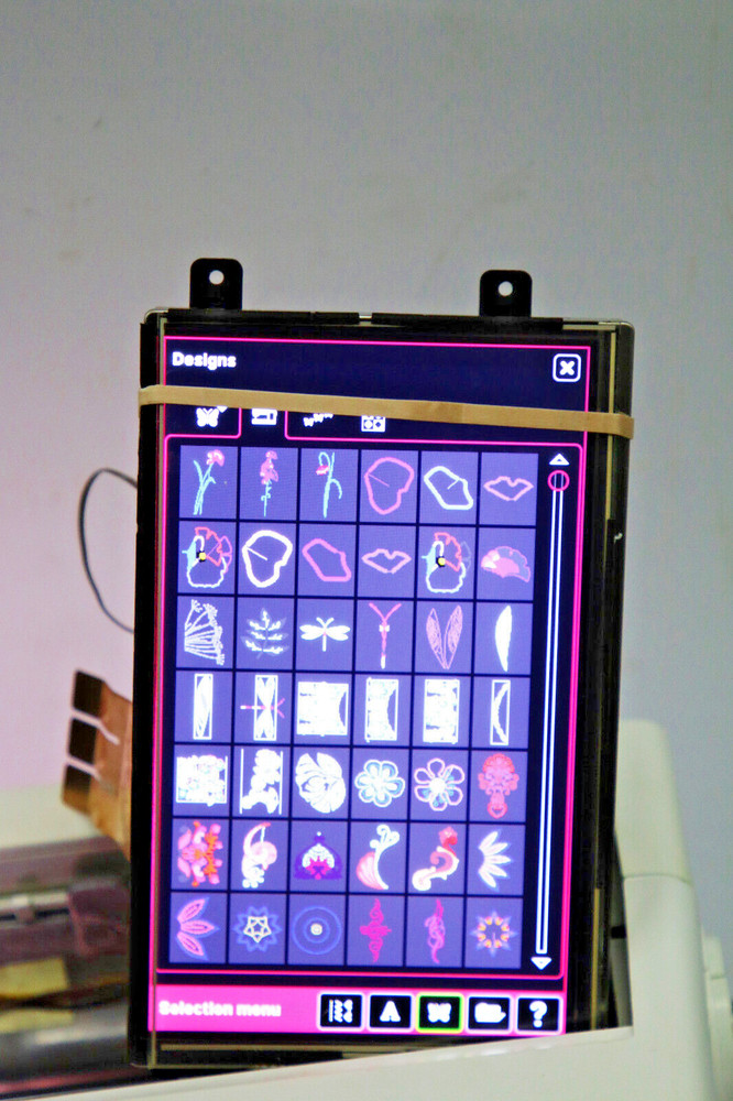 Pfaff Creative Sensation PRO Complete Screen / Display #2936