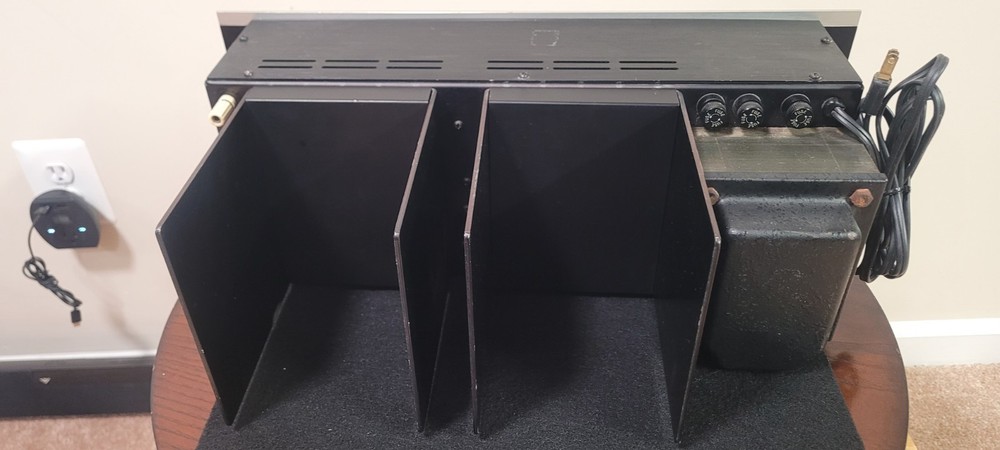 Phase Linear 400 Amplifier. Tested, Works.