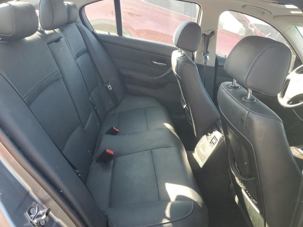 328I 2009 Glove Box 4998341