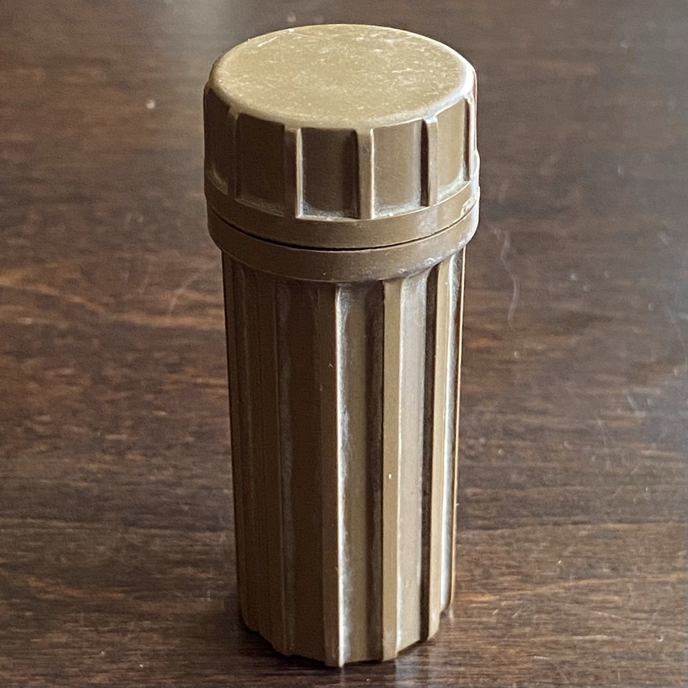 WW2 F.G. Co. US Army USGI Survival Match WWII Safe Matchbox Container