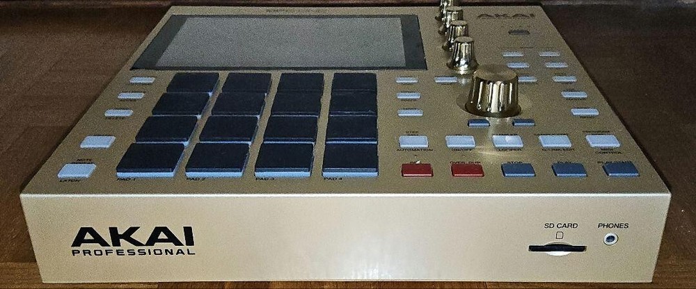 MPC one SPECIAL GOLD EDITION - AKAI