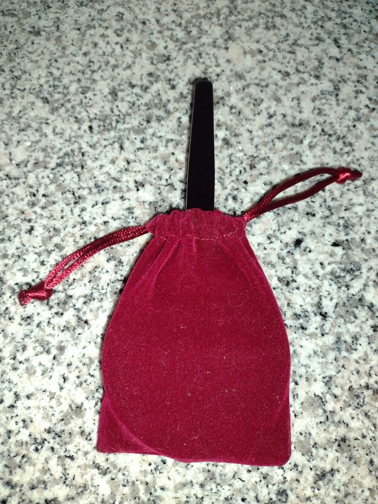 Magnifying Glass & Bag. 2 Styles Available. READ DESCRIPTION.