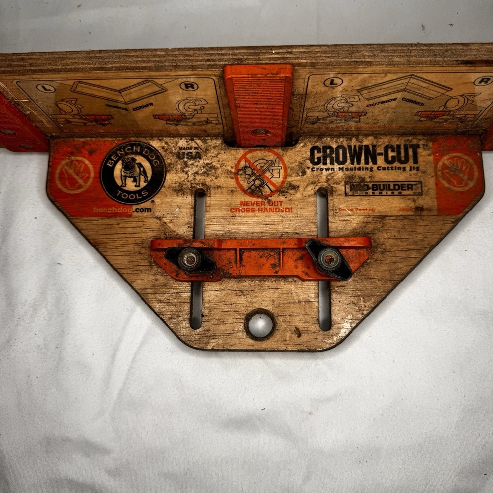 Bench Dog Crown Moulding Cutting Jig used