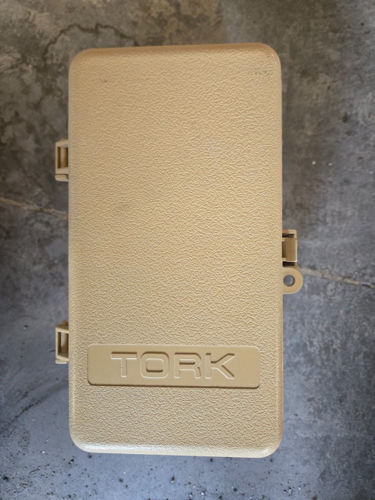 -TORK DZS 200 DIGITIAL TIME SWITCH-
