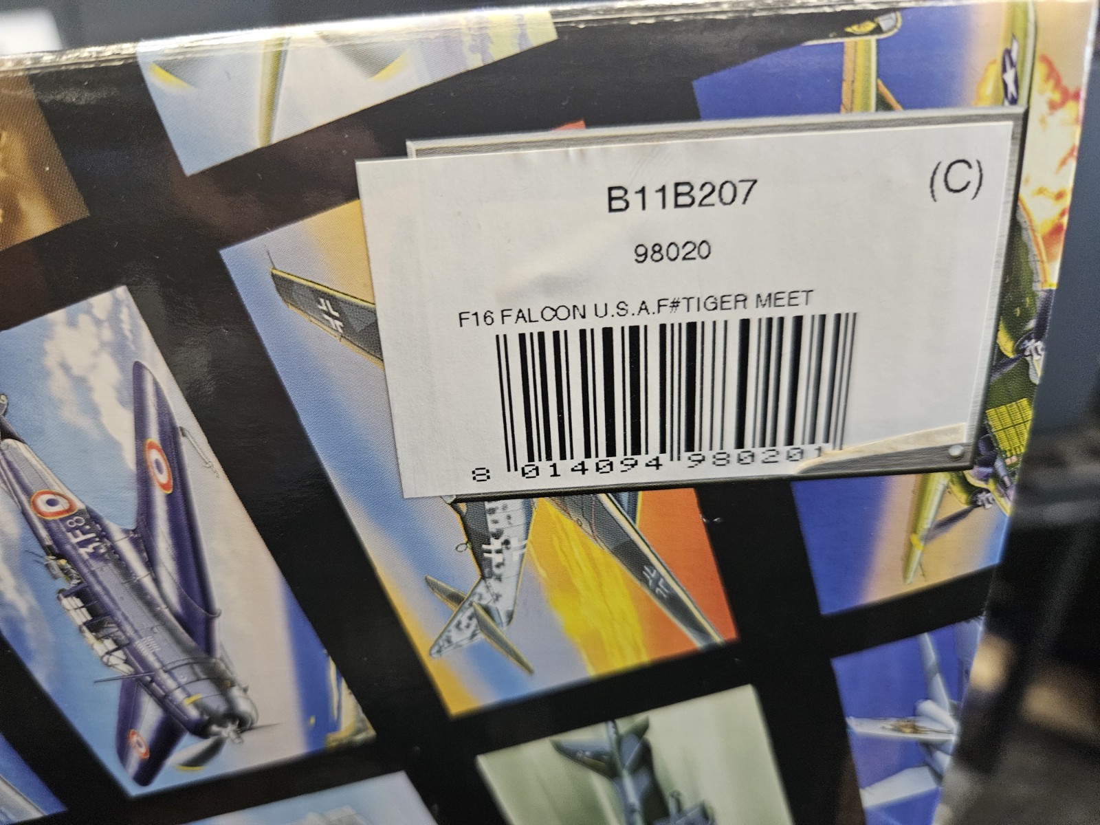 Franklin Mint Armour F-16 Fighting Falcon USAFE "Dragons" 1 - FREE SHIPPING (US)