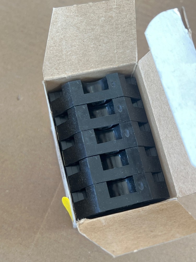 (One Box = 10 Pcs) AGASTAT BCSA08SC RELAY SOCKET UNMP
