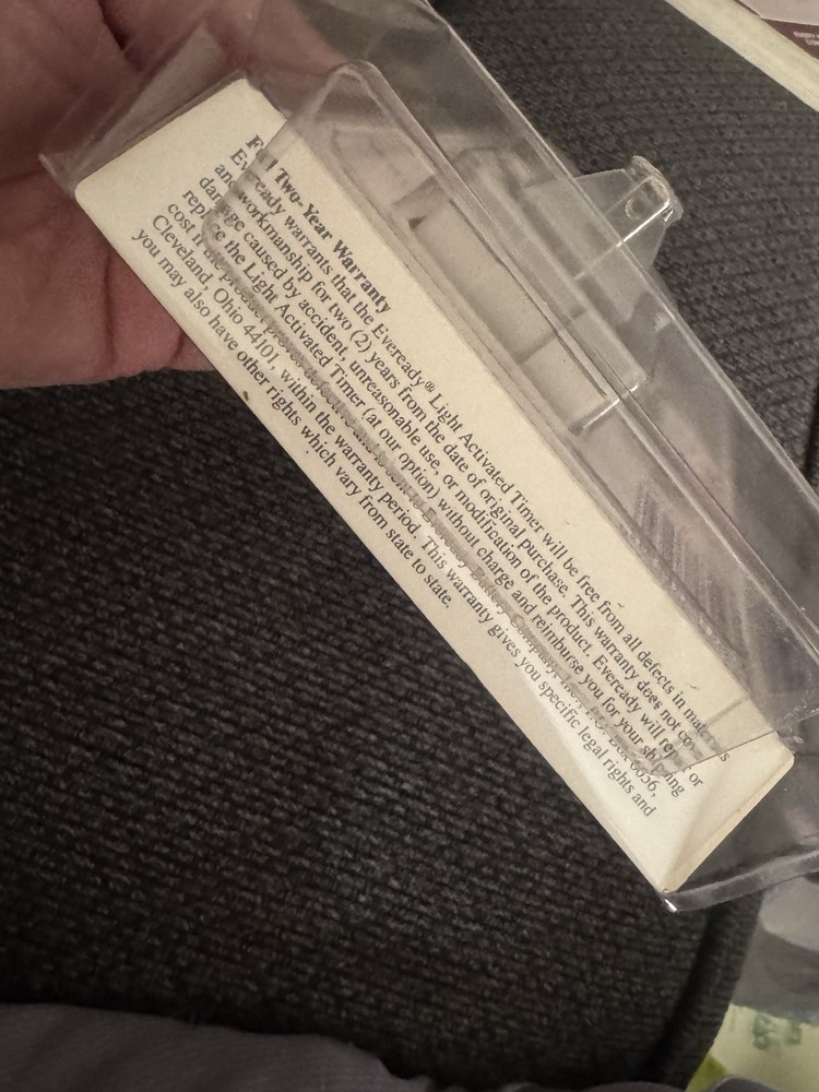 Sealed Eveready Eversafe Light Activated Timer - NEW Old Stock