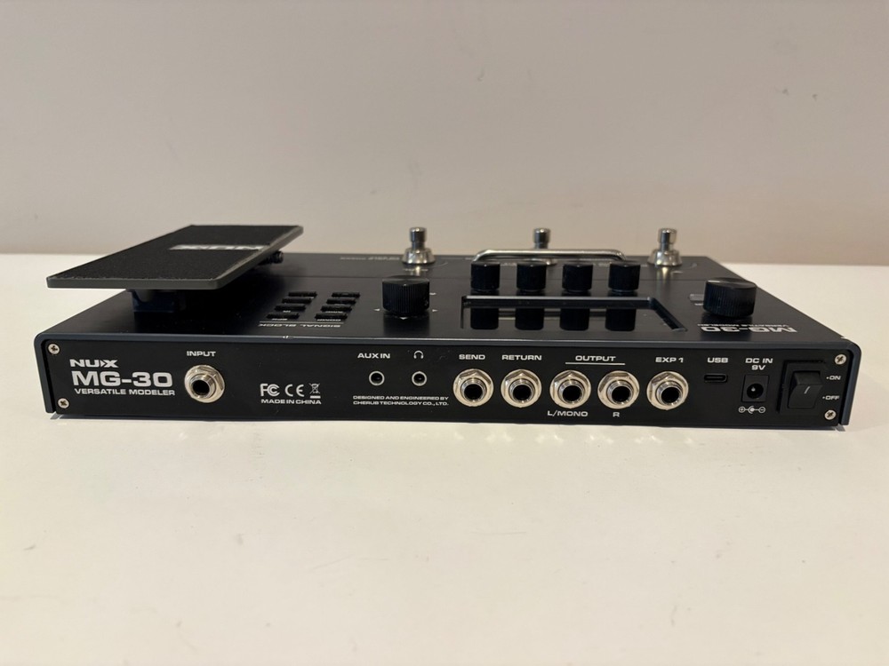 NUX MG-30 Modeling Guitar Processor Multi-Effects Pedal
