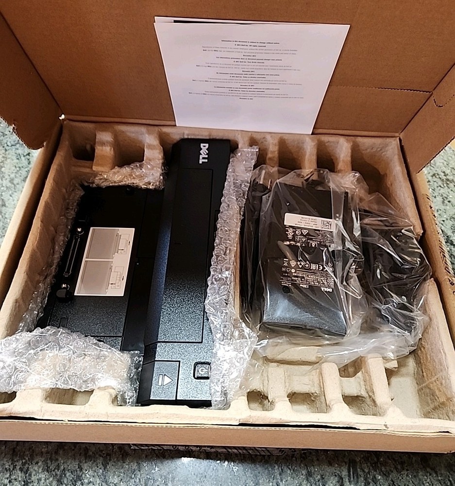 Dell E-Port Plus Il Docking Station with Power Adapter