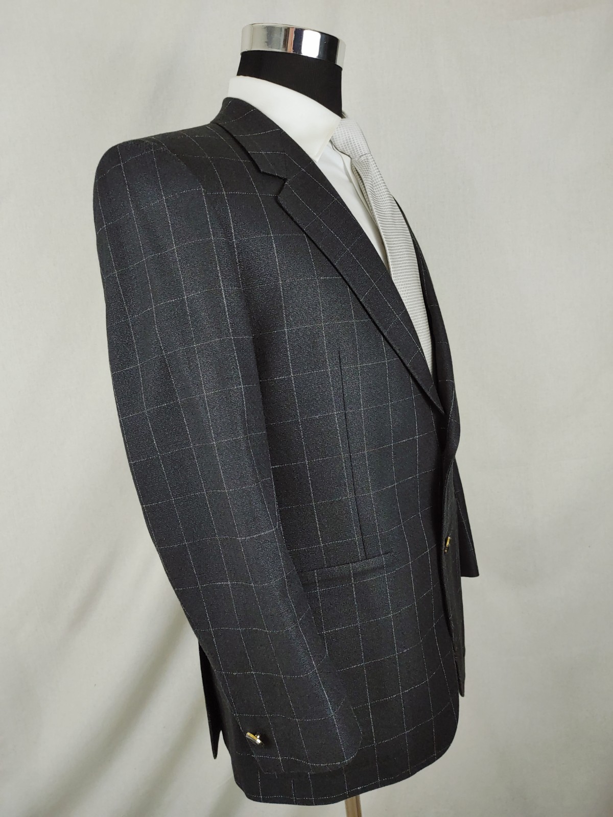 Vintage LeBaron Men's 40/41S Sport Coat Wool Charcoal Gray Black Check Jacket