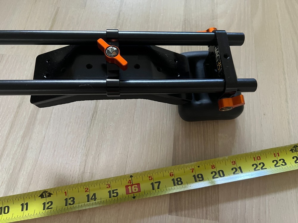 JAG35 extremely versatile and well balanced shoulder rig