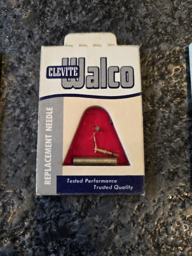 6 New Walco Needles NOS