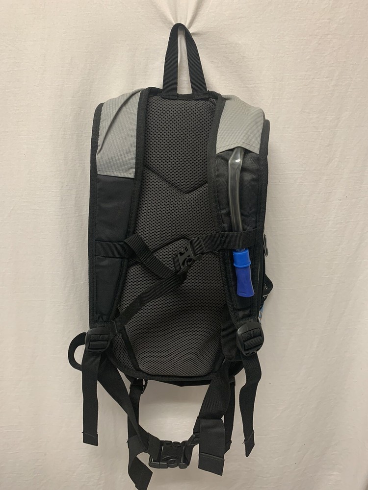 Eddie Bauer Blue/Gray Hydration Backpack w/Bladder 2L Hiking Outdoors Camping