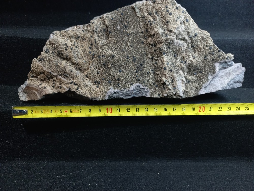 Osumilite Giant