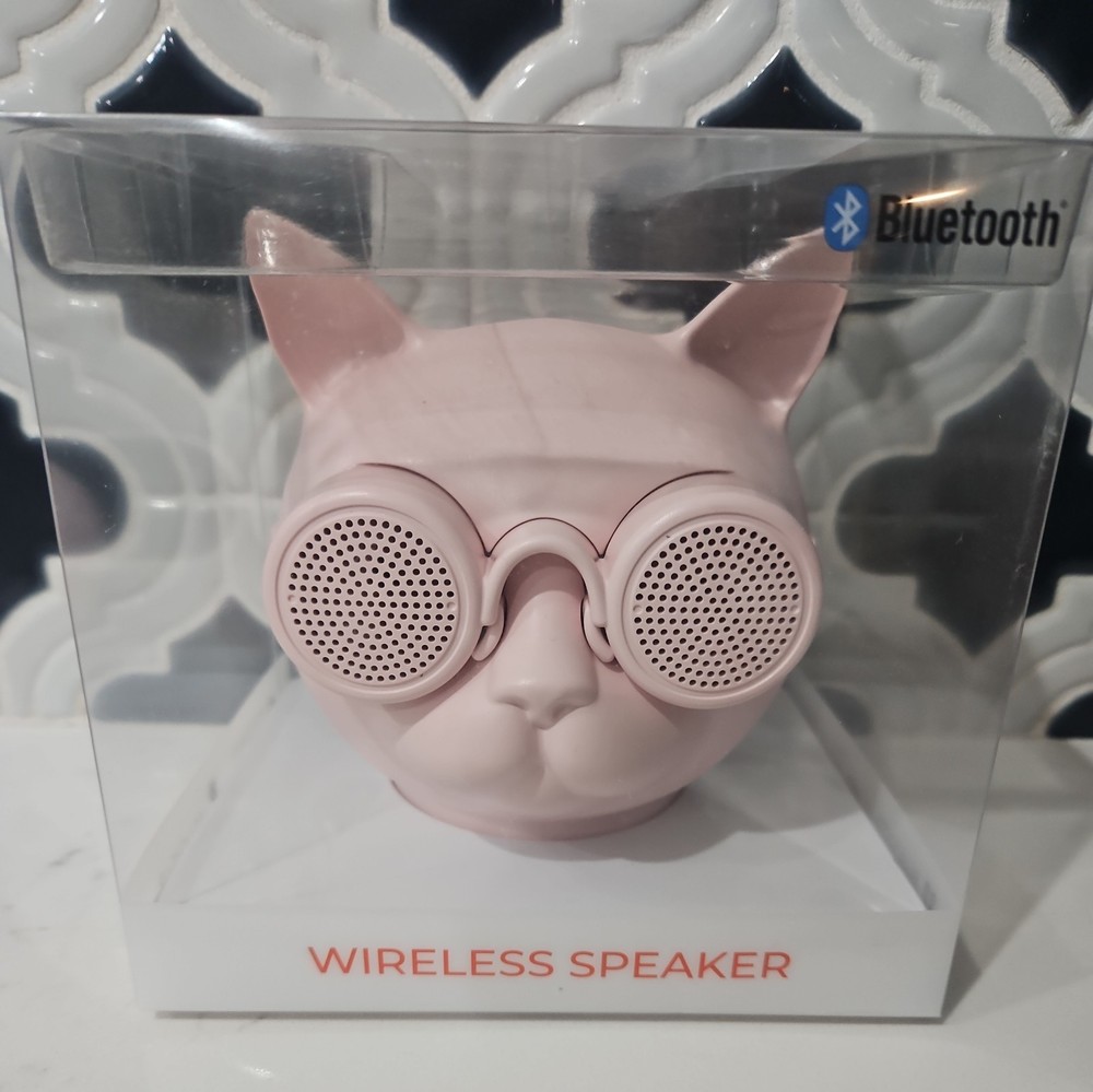 Pink Cool Cat Head Wireless Bluetooth Speaker ~ USB-C Charge Cable ~ LED