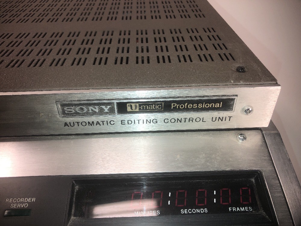 BVE-500 A SONY U-Matic Professional Automatic Editing Control Unit