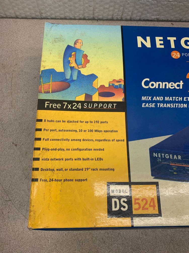 NEW IN BOX NETGEAR DUAL SPEED STACKABLE HUB DS524