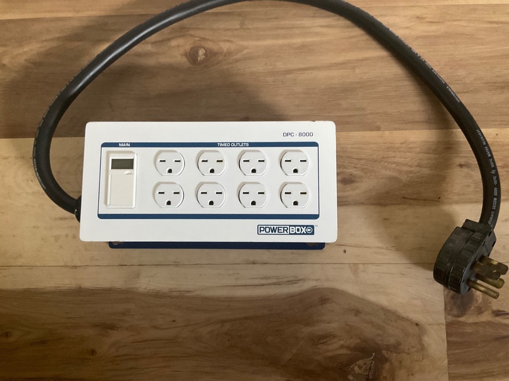 Powerbox DPC-8000 light controller