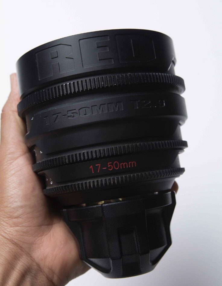 Red Camera Package (w Screen And 2 Lenses)