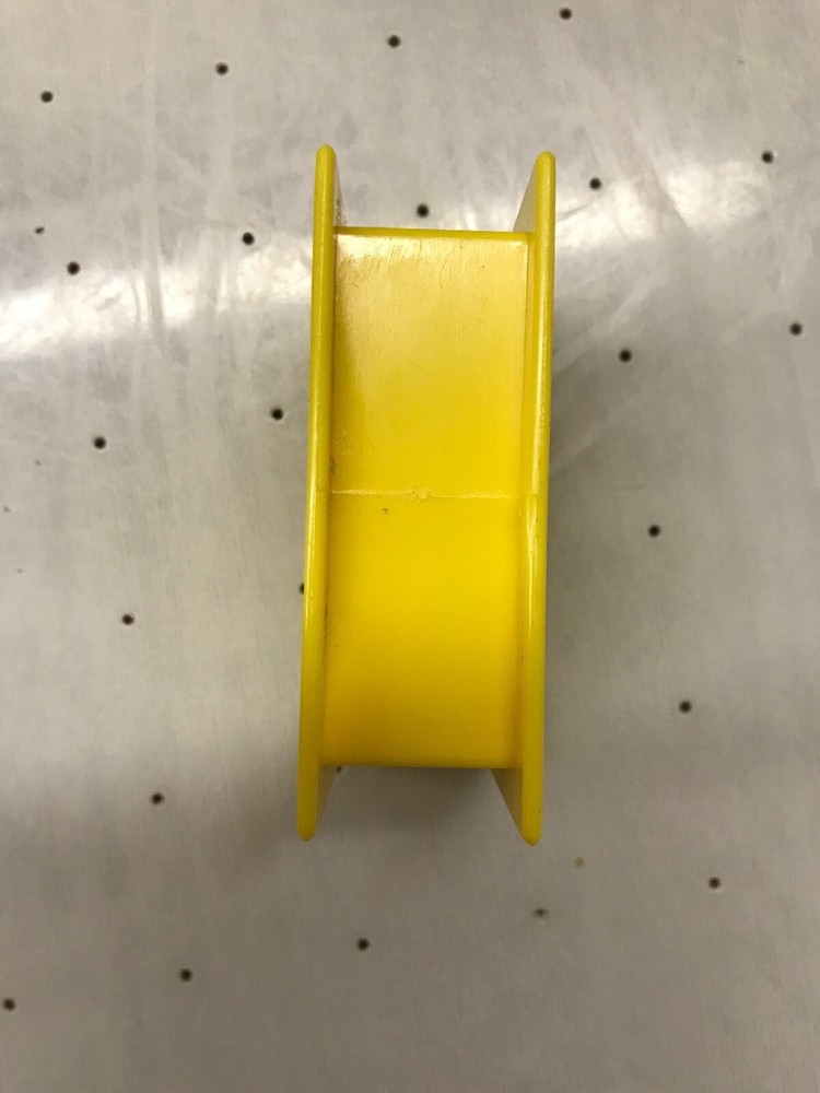 Lincoln Logs YELLOW DOOR Piece Plastic Accessory Replacement