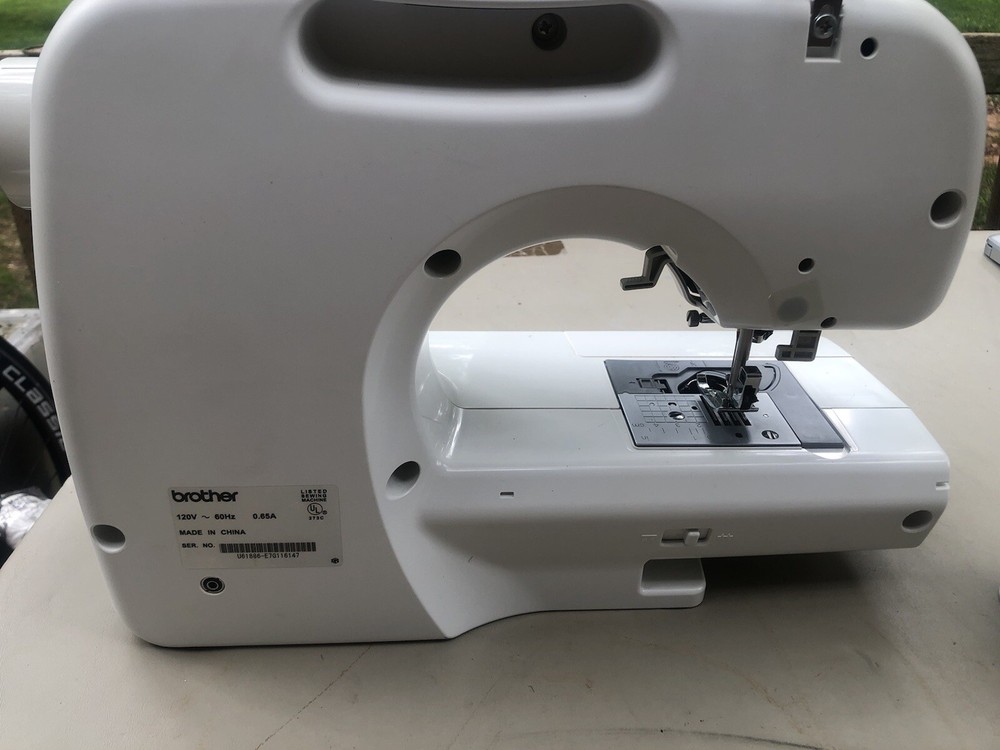 Used Brother XR-7700 Computerized Sewing Machine