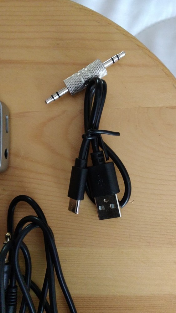 Lavales ML302 Bluetooth Wireless Audio Transmitter Receiver 3.5mm RCA