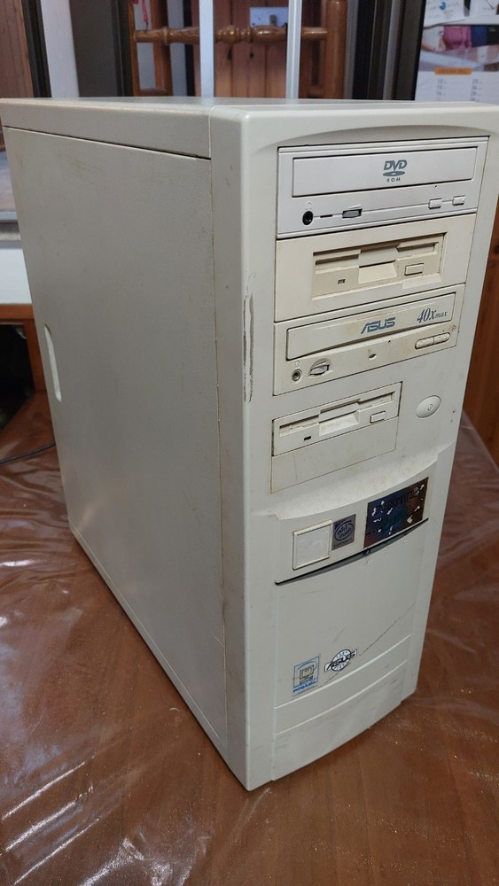 VINTAGE PENTIUM 2 MSI RETRO PC COMPUTER