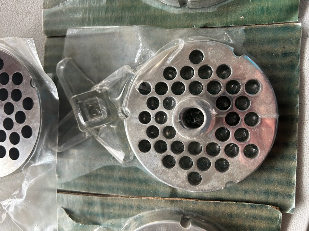 size 32 meat grinder plates