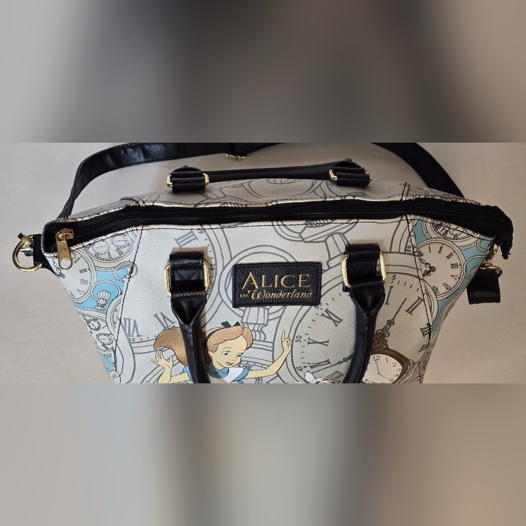 Rare Loungefly Alice in Wonderland Rabbit Hole Satchel