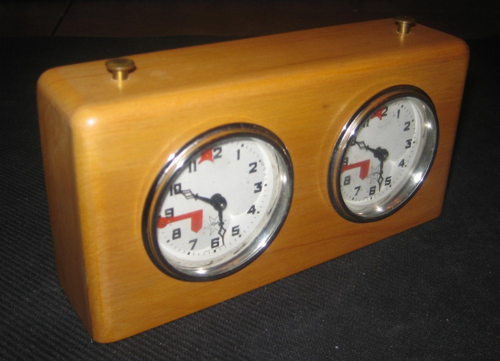 Pristine 1950s Alpha German Chess Clock Timer Model # 507 with Original Box