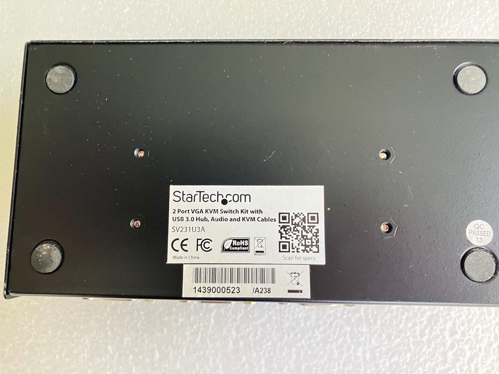 StarTech.com SV231U3A StarTech VGA KVM 2-Port Switch Kit