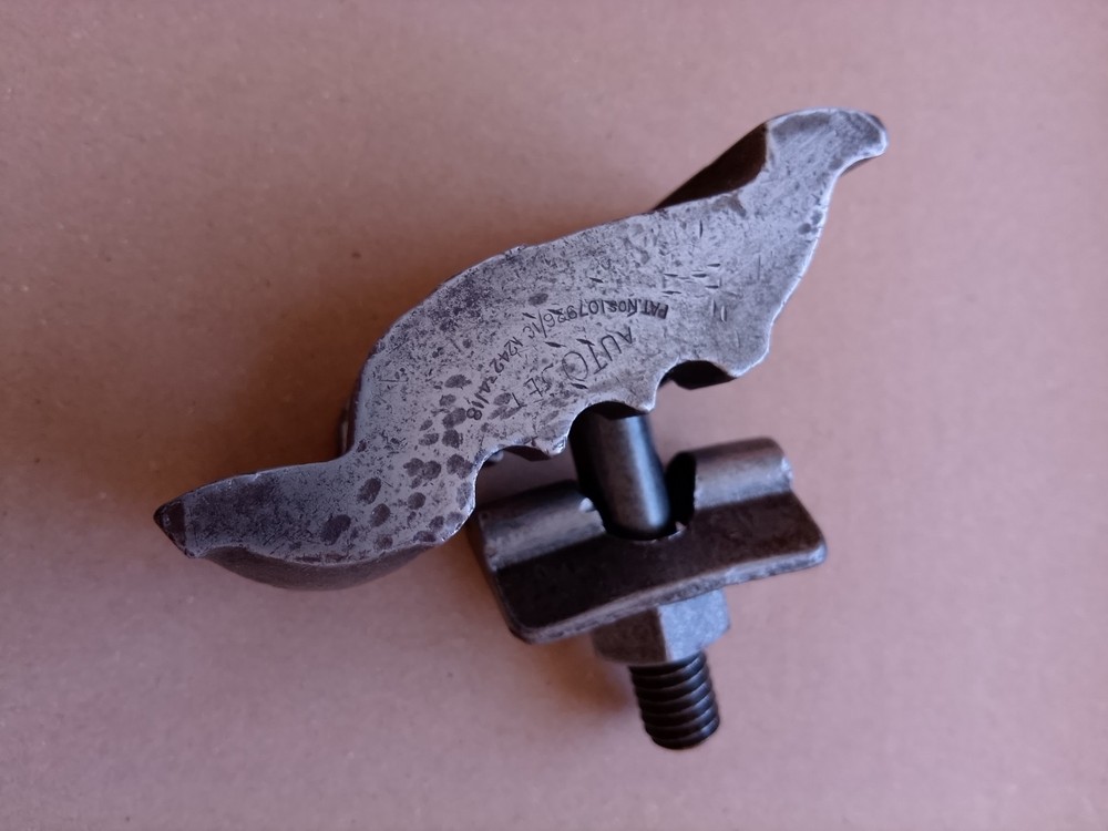 VINTAGE ENGINEERING HOLD DOWN CLAMP