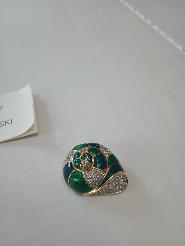 SIGNED SWAROVSKI PAVE' CRYSTAL SHELL PIN ~ BROOCH RETIRED ** CLEAN **
