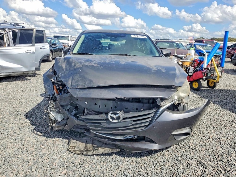 3 2014 Glove Box 5006274