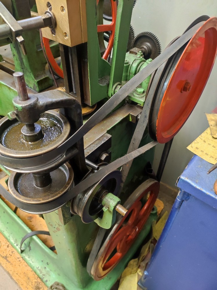 Janvier reducing machine