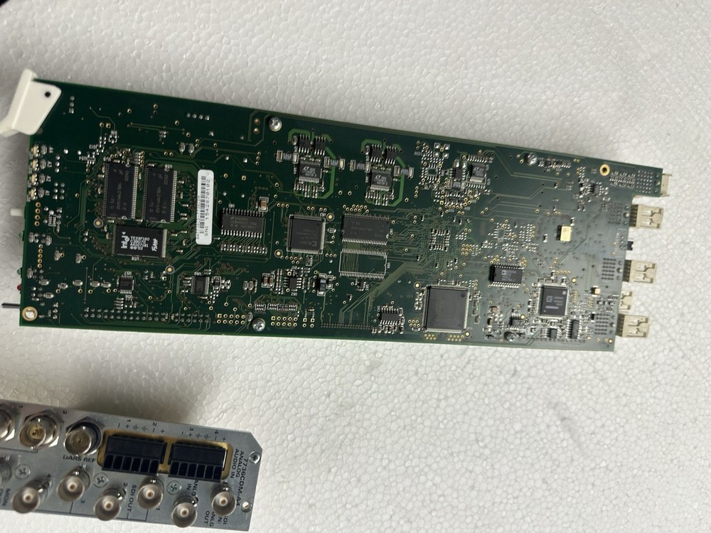 Evertz 7736CDM-A4 composite analog To Digital SDI video Deccoder w backplane